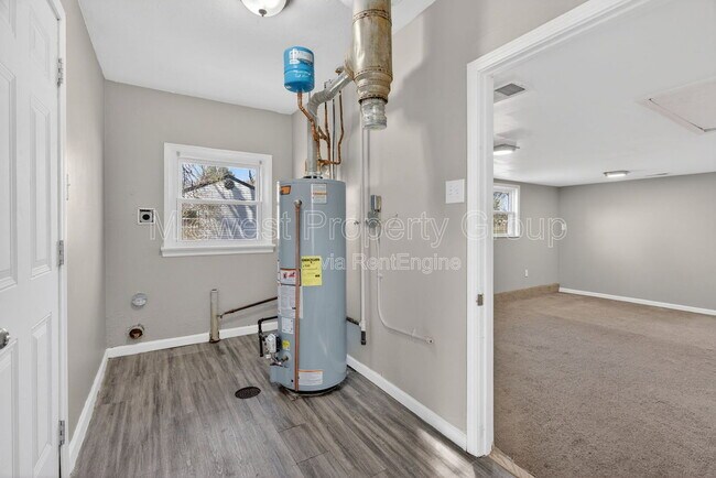 Building Photo - 12035 Krenning Ln