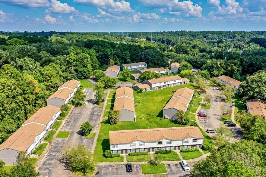 Building Photo - Canopy Pointe Townhomes