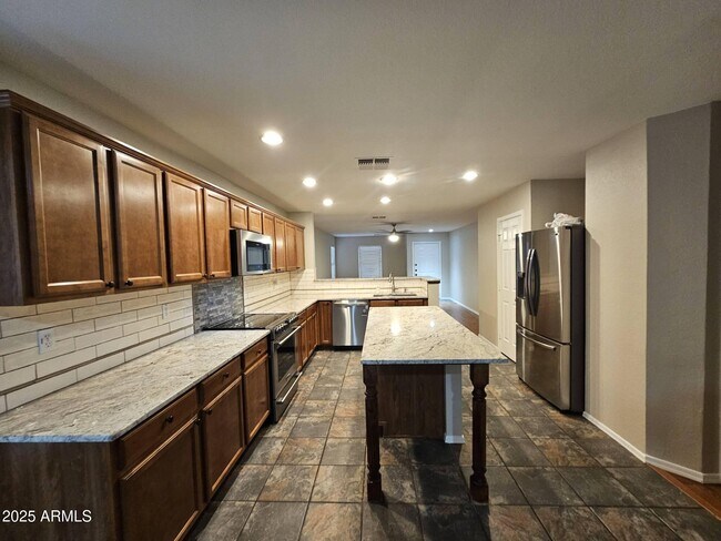 Building Photo - 1314 S Bridgegate Dr