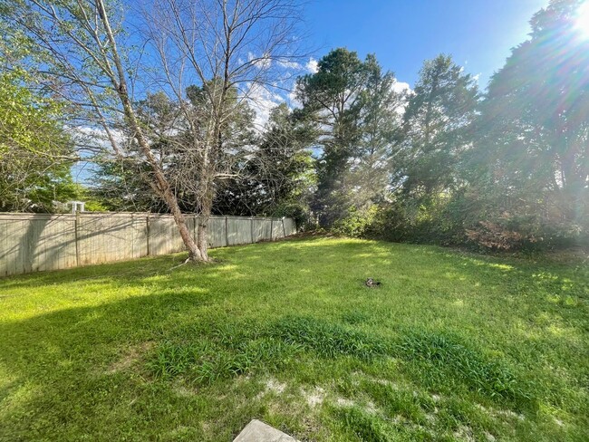 Building Photo - 3/2 For Rent in Germantown School District!