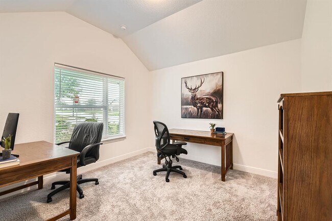 Building Photo - 1332 Modoc Wy