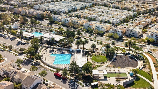 Building Photo - 166 Novel