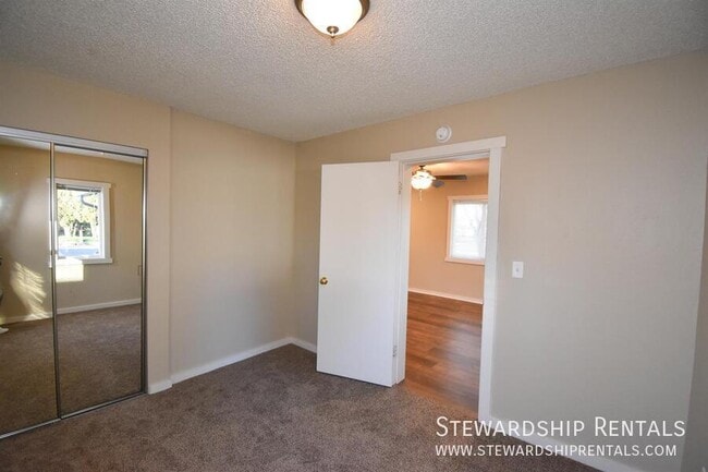 Building Photo - 195 N 9th St