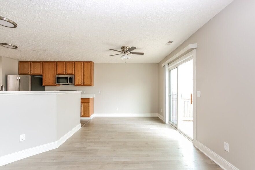 Building Photo - 6245 Jolliff St