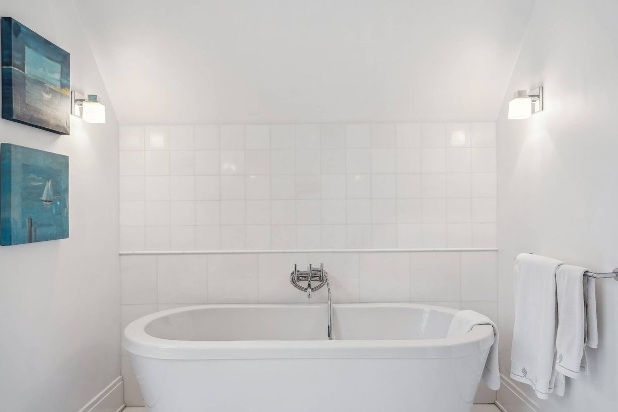 Building Photo - 115 Sea Farm Ln