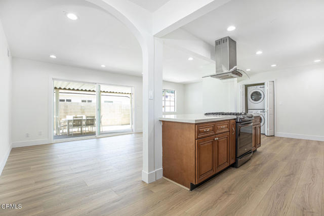 Building Photo - 8536 Tampa Ave