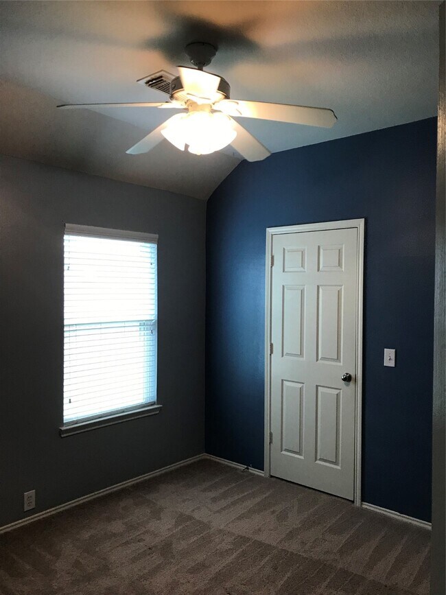 Building Photo - 2102 Louetta Spring Dr