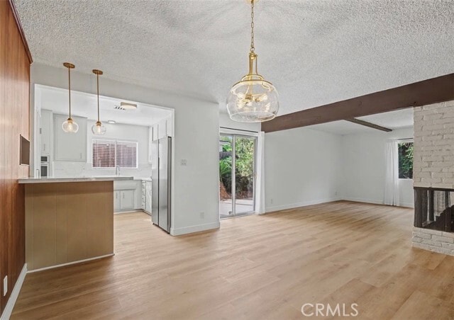 Building Photo - 4413 Canoga Dr