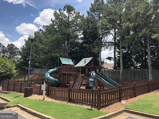 Building Photo - 1351 Pinebreeze Ct