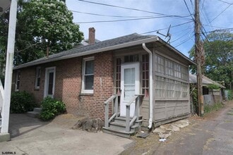Building Photo - 3417 Ventnor Ave