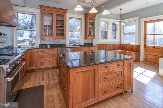 Building Photo - 54 Hodge Rd