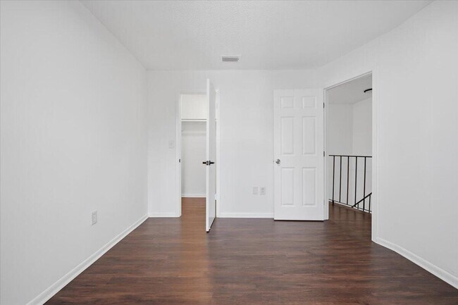 Building Photo - 3907 NW 76th Terrace