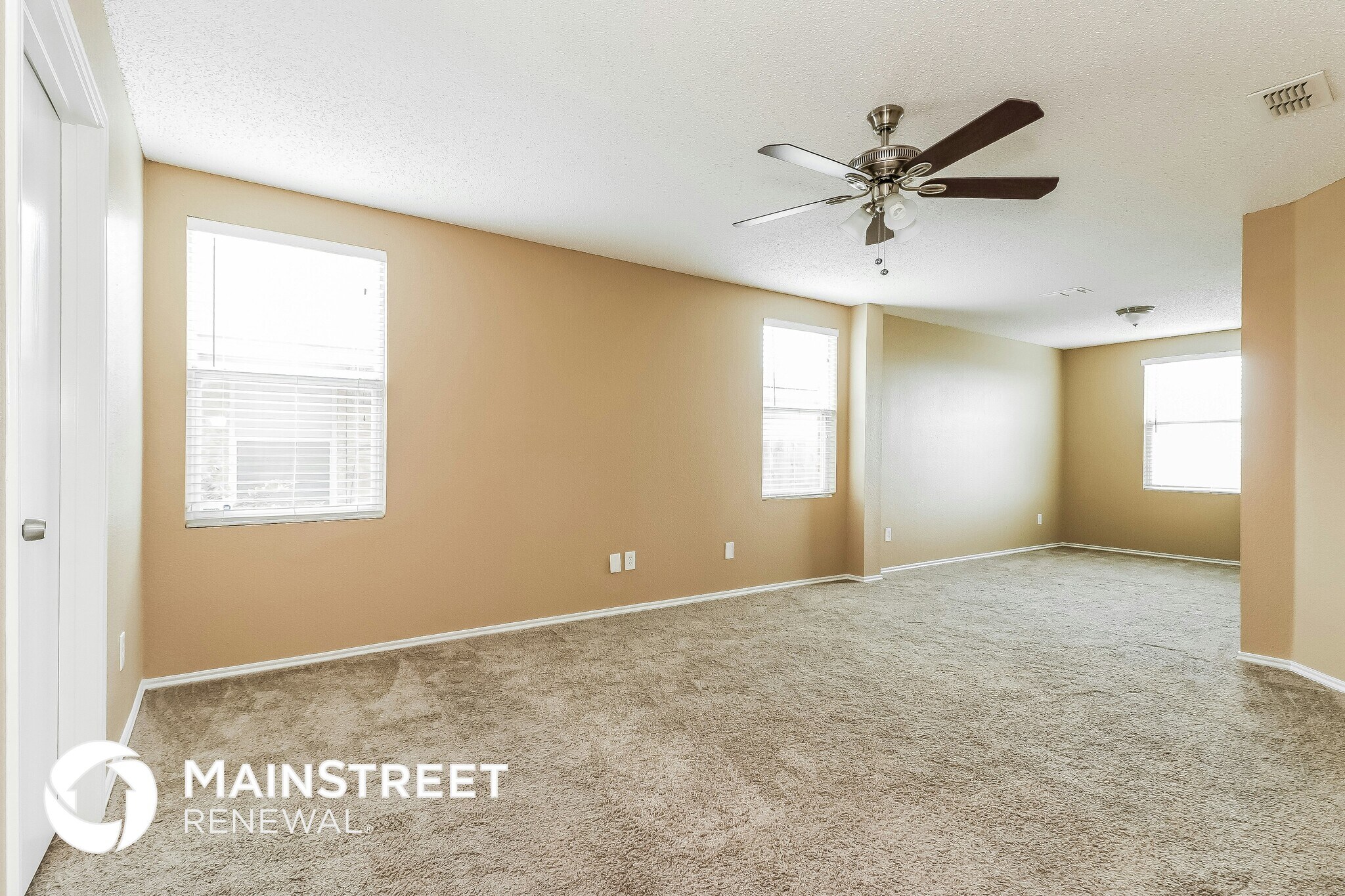 Building Photo - 3917 German Pointer Way