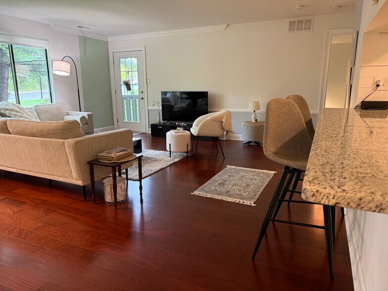 Building Photo - 2003 The Woods II