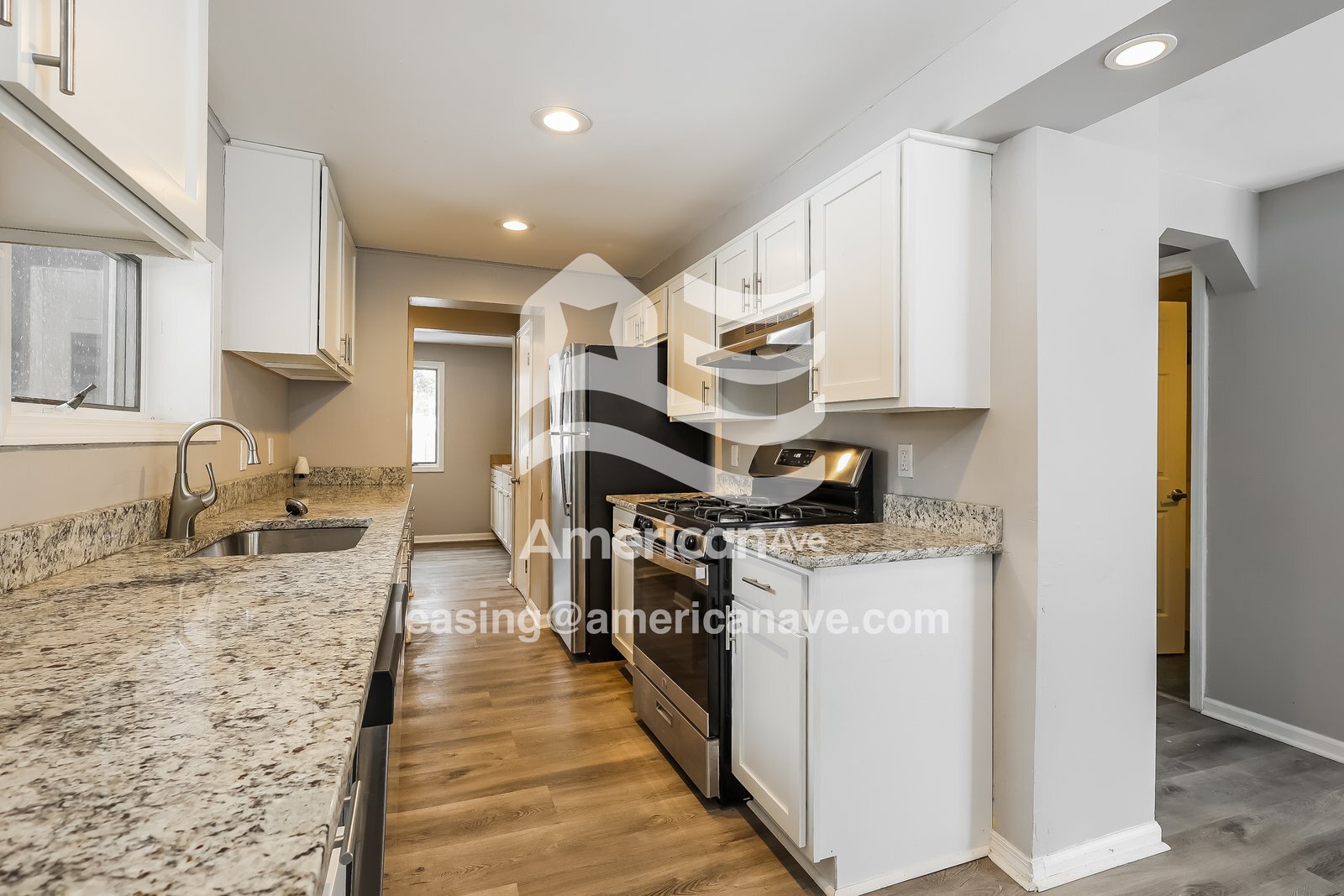 Building Photo - 28407 Patricia St