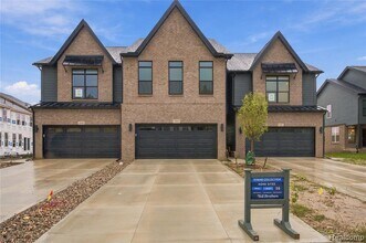 Building Photo - 5401 Poppydrew Ln