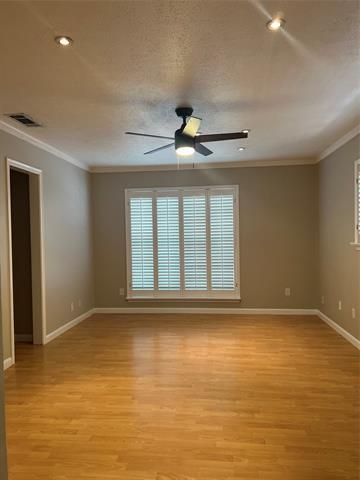 Building Photo - 9003 Villa Park Cir