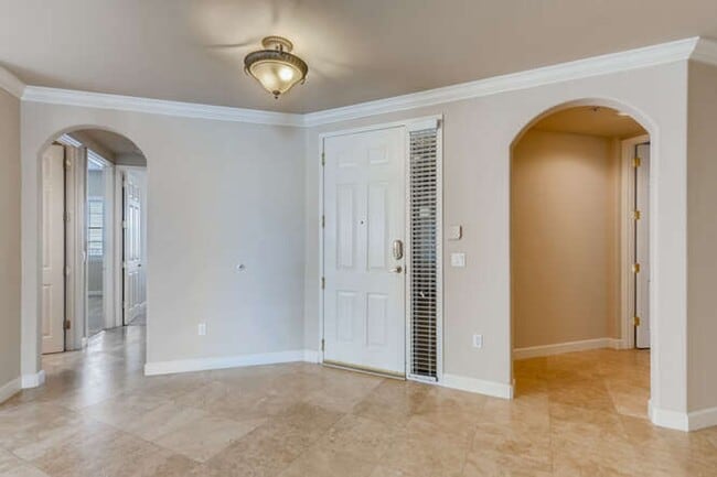 Building Photo - Vizcaya Heights Condos