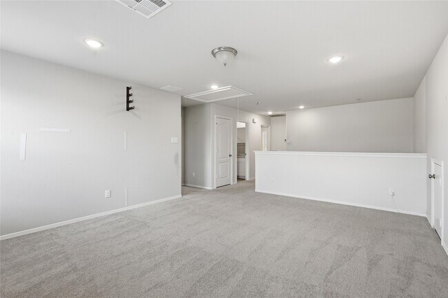 Building Photo - 14532 Jelly Pnes Dr