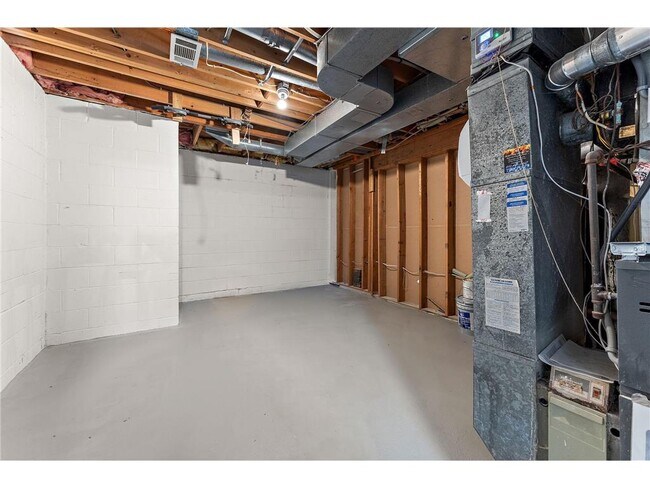 Building Photo - 12060 48th Ave N