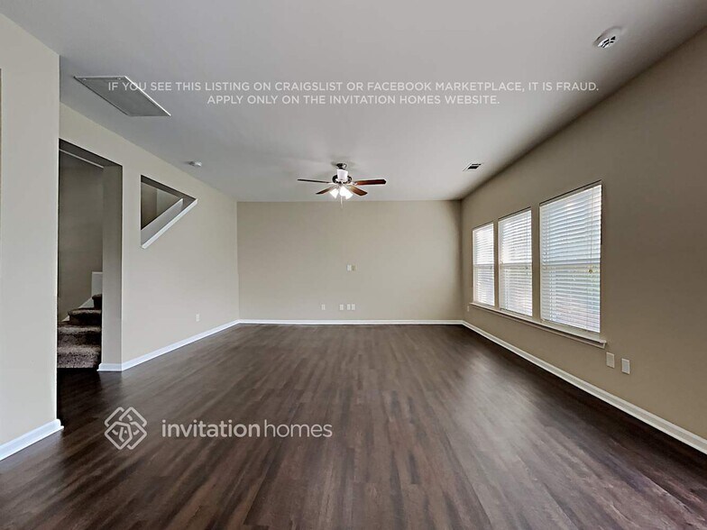 Building Photo - 9237 Seamill Rd