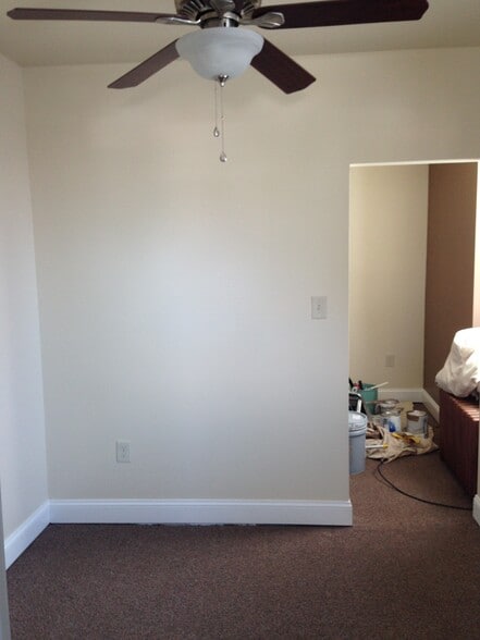 Building Photo - 266 Shelmire St