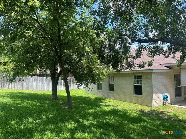 Building Photo - 2108 Grizzly Trail