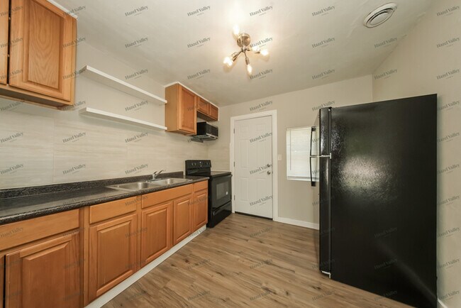 Building Photo - 2653 SW 45th St