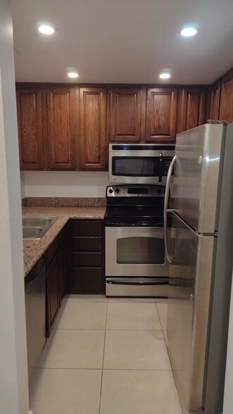 Building Photo - 541 Pimlico Ct