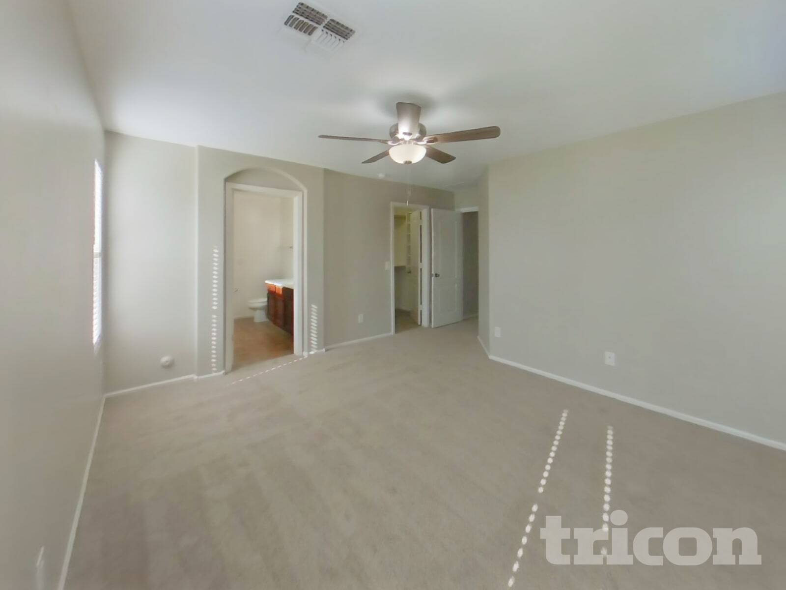 Building Photo - 1275 E Shari St