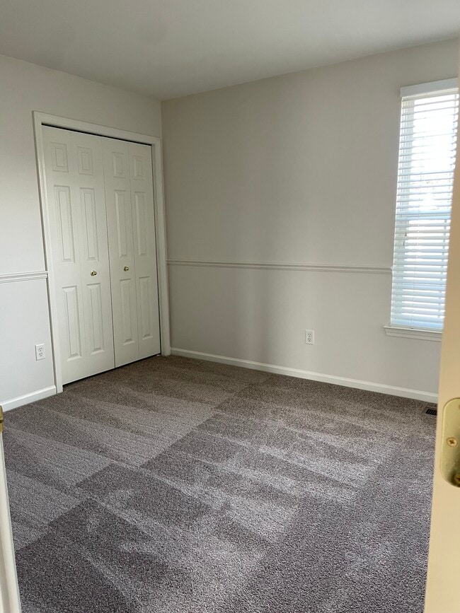 Building Photo - 4270 Sonata Dr