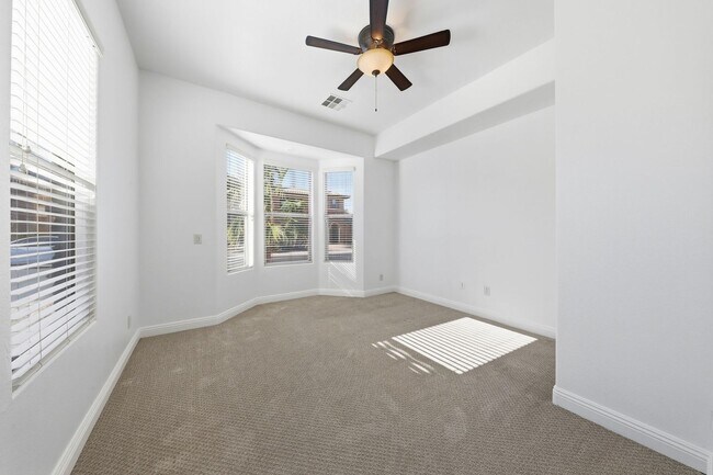 Building Photo - Luxury Golf Resort Living in Guard-Gated Tuscany – Henderson