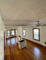 Building Photo - 21 Norwell St