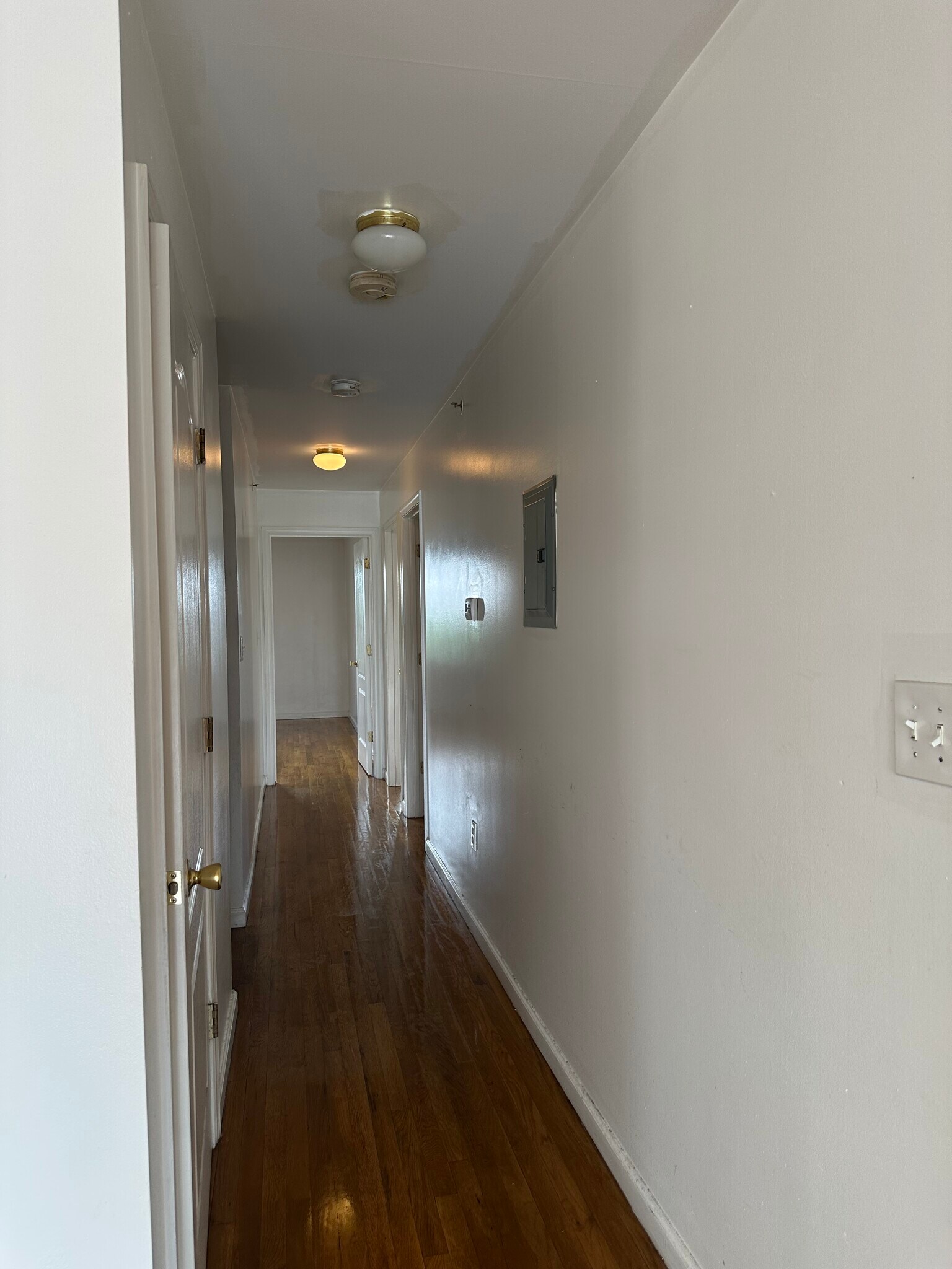 Building Photo - 272 Oraton St