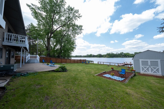 Building Photo - 8564 Lincoln St