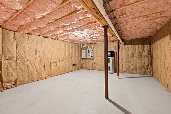 Building Photo - 145 Driftway