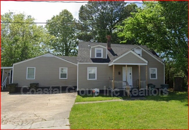 Primary Photo - 1551 Spruce St