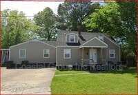 Building Photo - 1551 Spruce St