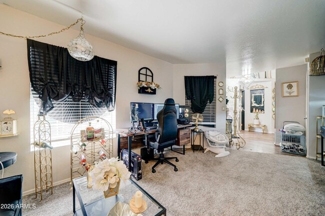 Building Photo - 2744 S Raven