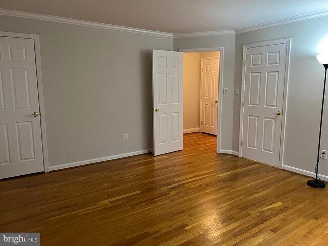 Building Photo - 6830 Pacific Ln