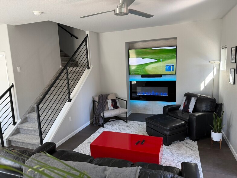 Living - 1746 Creek Edge Vw