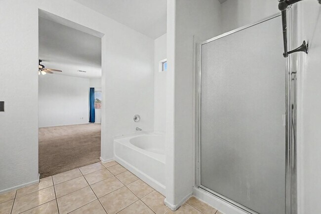 Building Photo - 16121 N 168th Ave