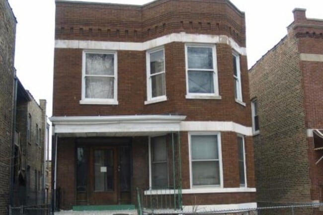 Primary Photo - 4454 W Fulton St