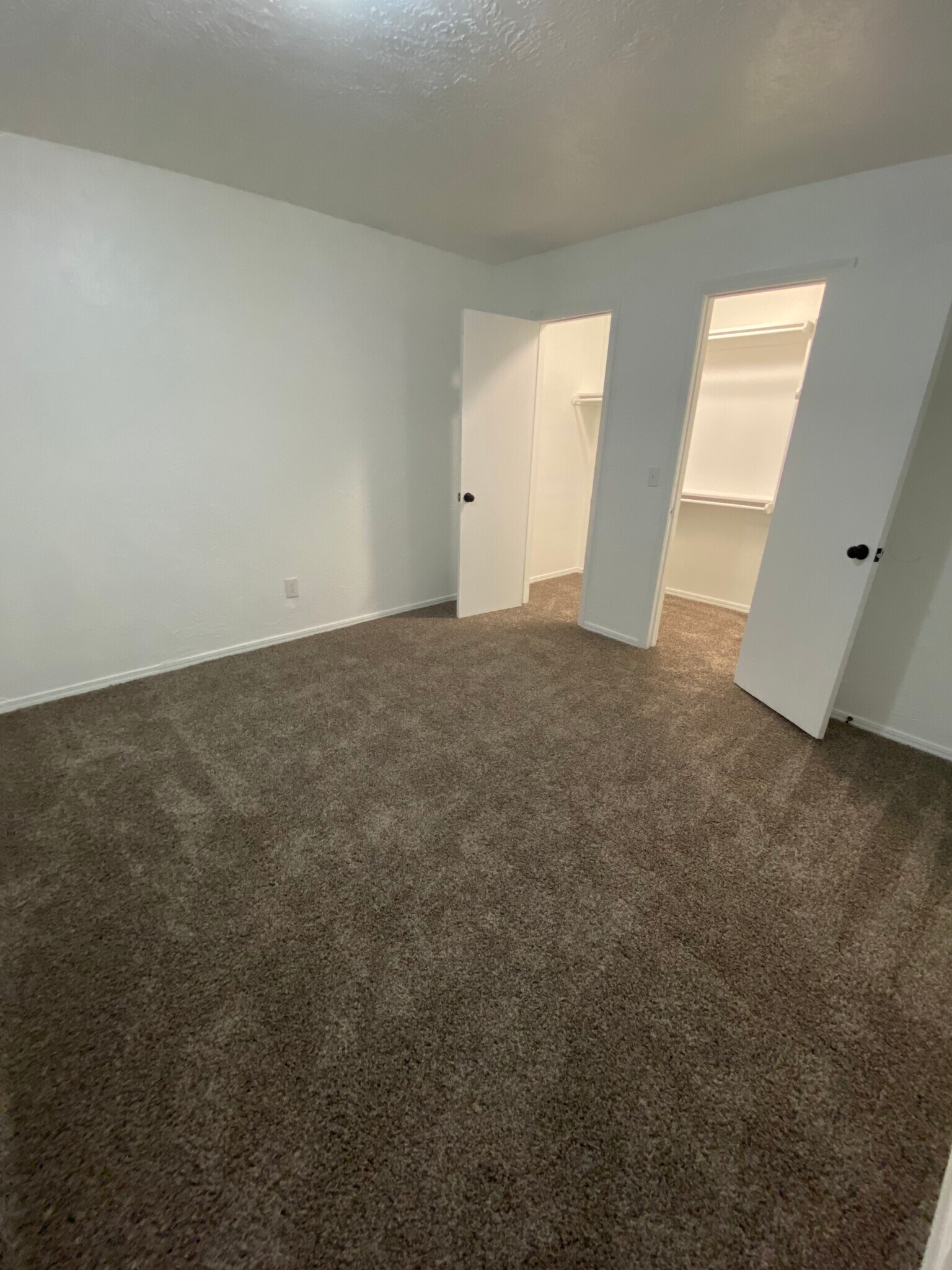 Building Photo - 530 Westwood Ct