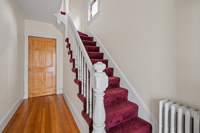 Building Photo - 7 Perham St