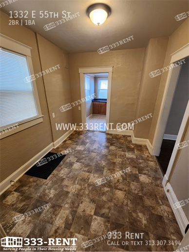 Building Photo - 1332 E 55th St