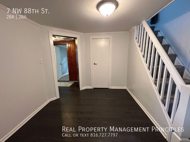 Building Photo - 7 NW 88th St