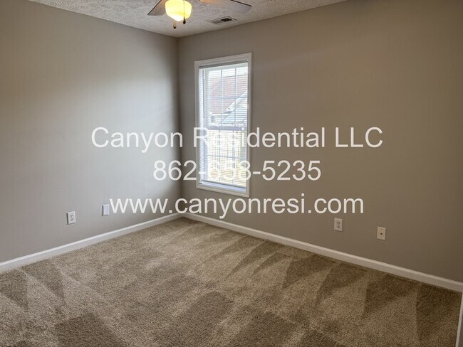 Building Photo - 1435 Oldstead Dr