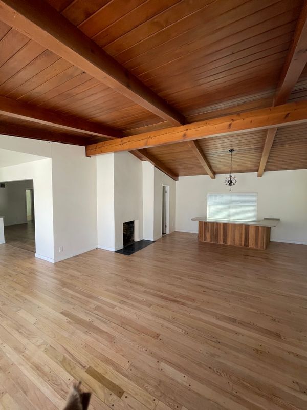 Building Photo - 5741 E 23rd St