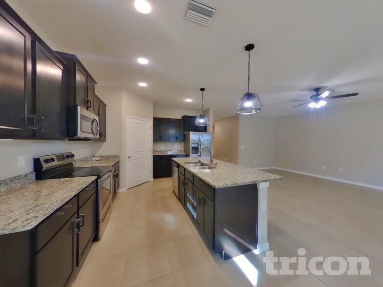 Building Photo - 17719 Garsalaso Cir